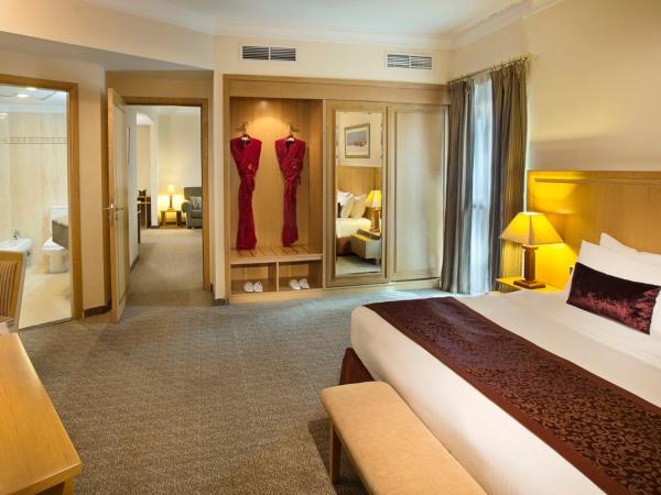 City Seasons Hotel Dubai : photo 7 de la chambre suite seasons