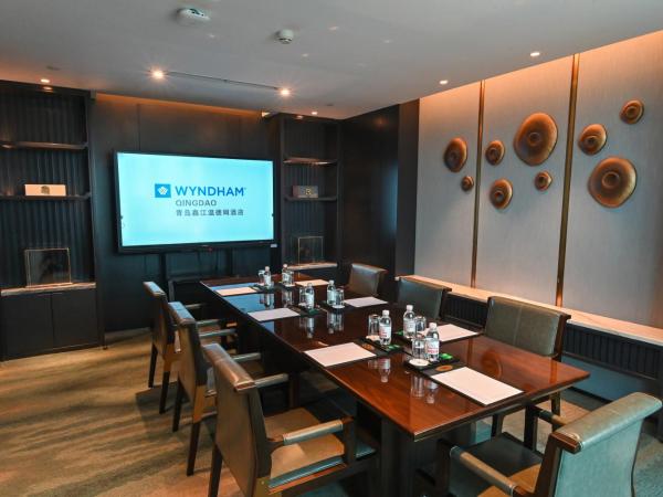 Wyndham Qingdao : photo 9 de la chambre elegant family suite with 2 king bed rooms