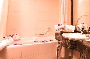 Le Zenith Hotel & Spa : photo 2 de la chambre room #9828806