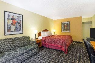 Days Inn by Wyndham Savannah Airport : photo 1 de la chambre room #5903914