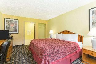 Days Inn by Wyndham Savannah Airport : photo 1 de la chambre room #5903917