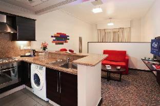 MENA ApartHotel Albarsha At The Mall : photo 2 de la chambre room #6915222