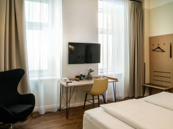 Hotel Rathaus - Wein & Design : photo 1 de la chambre chambre double Économique