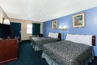 Days Inn by Wyndham Oklahoma City Fairground : photo 1 de la chambre room #31596413