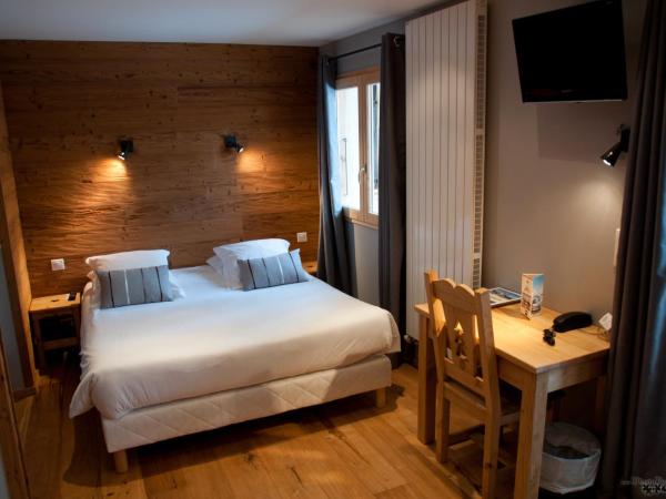 Hotel & Restaurant Les Escondus : photo 2 de la chambre chambre quadruple