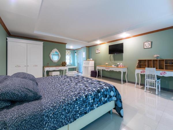 The Lilly Hotel : photo 2 de la chambre chambre double deluxe