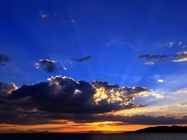 Acacia Lake View Motel : photo 1 de la chambre appartement 2 chambres supérieur - vue sur lac 