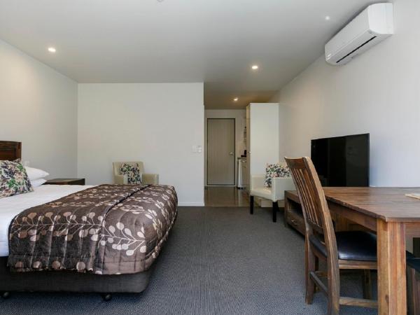 Acacia Lake View Motel : photo 1 de la chambre chambre de luxe - rez-de-chaussée