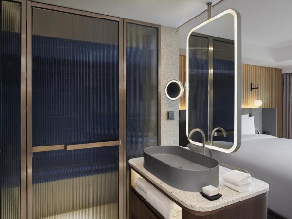 Mondrian Seoul Itaewon : photo 7 de la chambre chambre lit king-size itaewon - accès à la piscine extérieure non compris