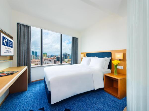 Holiday Inn Express Macau City Centre, an IHG Hotel : photo 1 de la chambre chambre standard avec 1 lit double