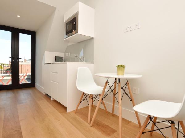 The Portobello Serviced Apartments by StayPrime : photo 10 de la chambre appartement 1 chambre en duplex - dernier Étage