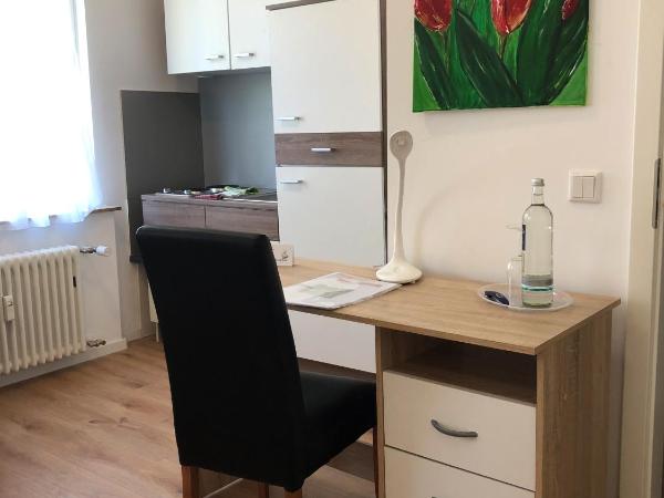 Haus am Zoo Apartments verschiedene Adressen : photo 1 de la chambre apartment harleßstraße