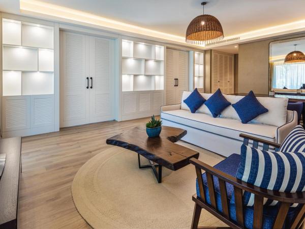 Kaya Palazzo Resort & Residences Le Chic Bodrum : photo 4 de la chambre grande suite avec jardin 