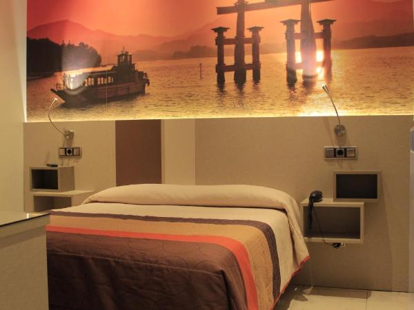 Hostal Atocha Almudena Martín : photo 3 de la chambre chambre double