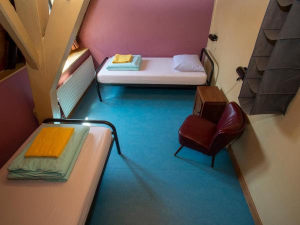 Strowis Hostel : photo 2 de la chambre chambre lits jumeaux standard avec salle de bains commune