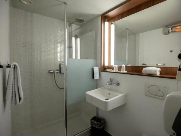 Campanile Hotel & Restaurant Liège / Luik : photo 5 de la chambre chambre double standard