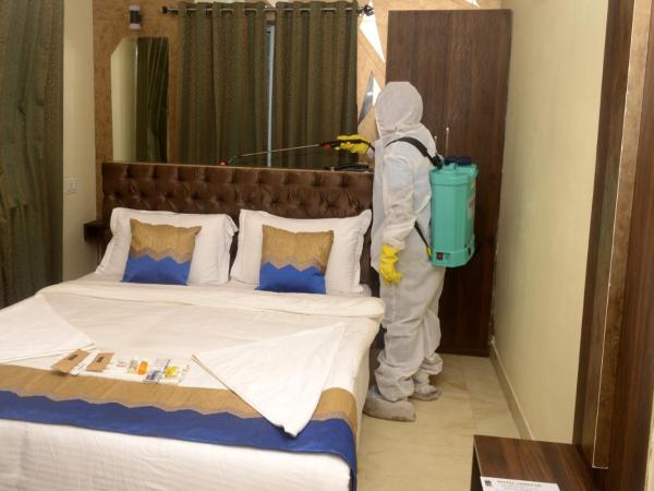 HOTEL SHREESH KOLKATA : photo 10 de la chambre chambre familiale climatisée