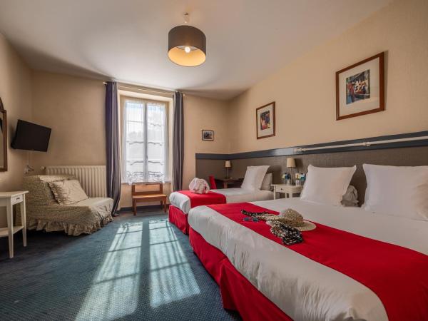 Auberge De Kerveoc'h : photo 4 de la chambre chambre privilège famille