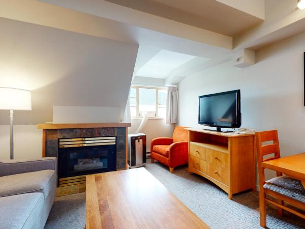 Whistler Peak Lodge : photo 3 de la chambre studio lit king-size deluxe