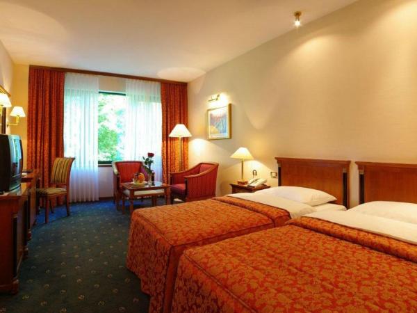 Hotel AS : photo 3 de la chambre chambre deluxe double ou lits jumeaux