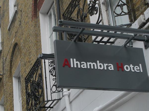 Alhambra Hotel : photo 2 de la chambre chambre double avec salle de bains commune