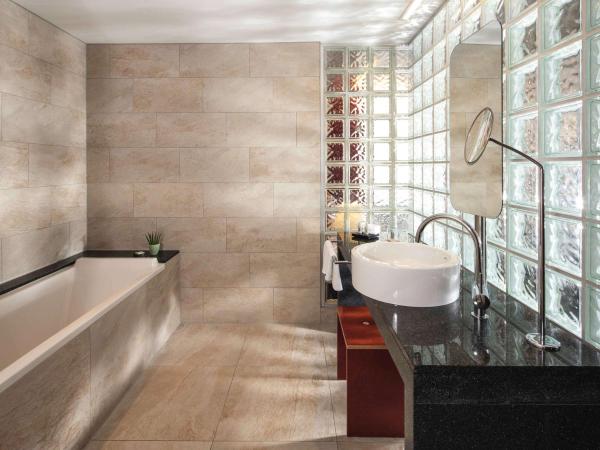 Mövenpick Hotel Berlin Am Potsdamer Platz : photo 5 de la chambre suite junior avec lits jumeaux