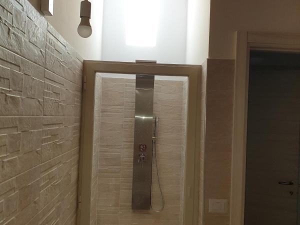 B&B Villa Chiara Bed and Breakfast : photo 2 de la chambre chambre triple confort