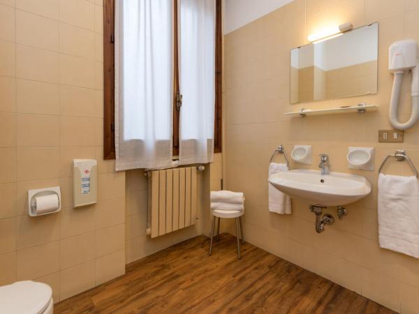 Hotel Casa Del Pellegrino : photo 5 de la chambre chambre simple standard