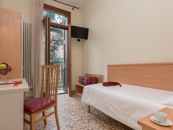 Hotel Casa Del Pellegrino : photo 3 de la chambre chambre simple standard avec vue