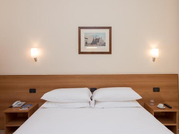 Hotel Casa Del Pellegrino : photo 3 de la chambre chambre double ou lits jumeaux standard