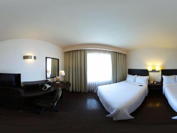 Fiesta Inn Cuernavaca : photo 4 de la chambre chambre double avec 2 lits doubles