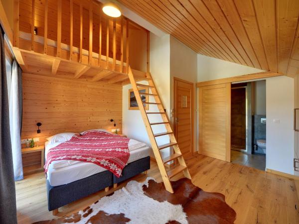 Dom Górski : photo 5 de la chambre chambre triple avec balcon