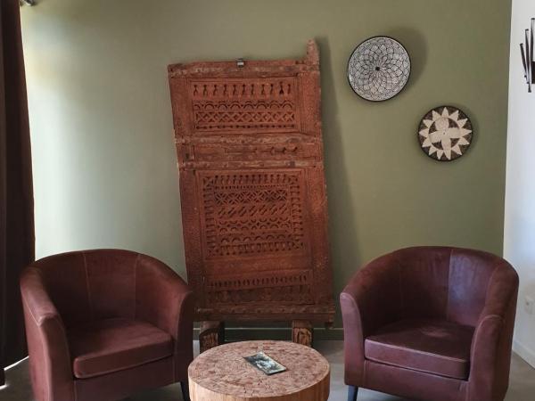 Au secret des Brégines : photo 7 de la chambre chambre lit king-size avec baignoire spa