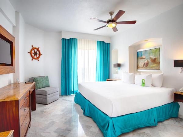 Vamar Vallarta Marina & Beach Resort : photo 5 de la chambre hébergement lit king-size standard - tout compris