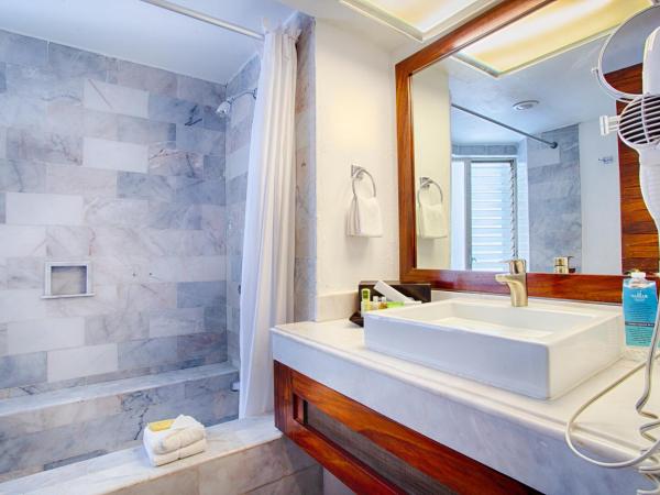 Vamar Vallarta Marina & Beach Resort : photo 3 de la chambre chambre standard avec 2 lits doubles - tout compris