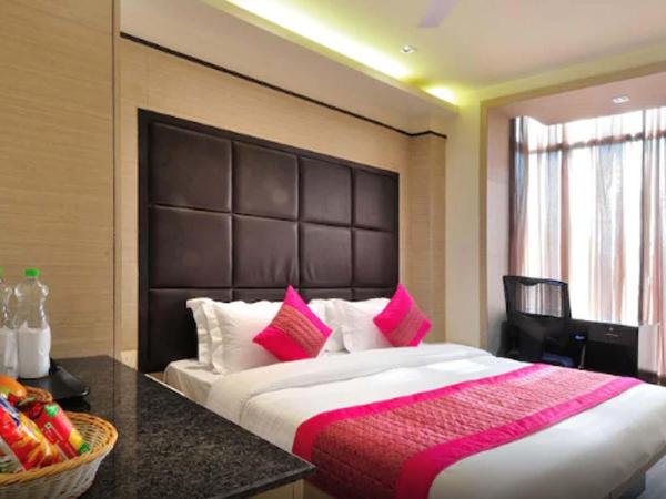 Hotel Royal Grand - Opposite Axis Bank East Patel Nagar : photo 7 de la chambre chambre deluxe