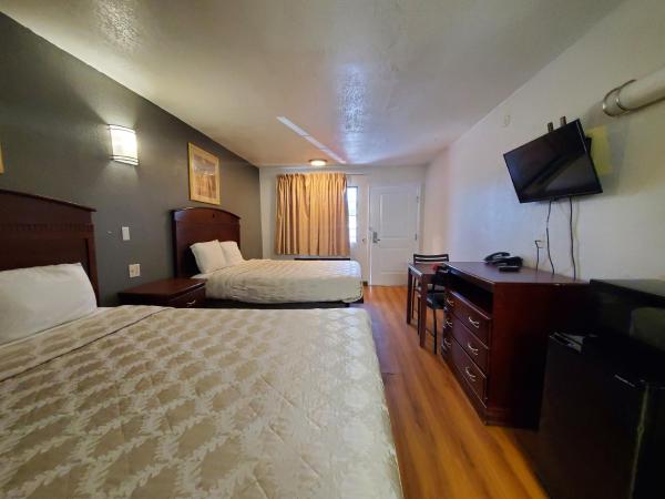 Welcome Inn : photo 3 de la chambre chambre avec 2 lits queen-size - fumeurs