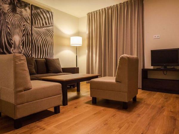 Mondrian Suites Berlin am Checkpoint Charlie : photo 1 de la chambre room #50028642