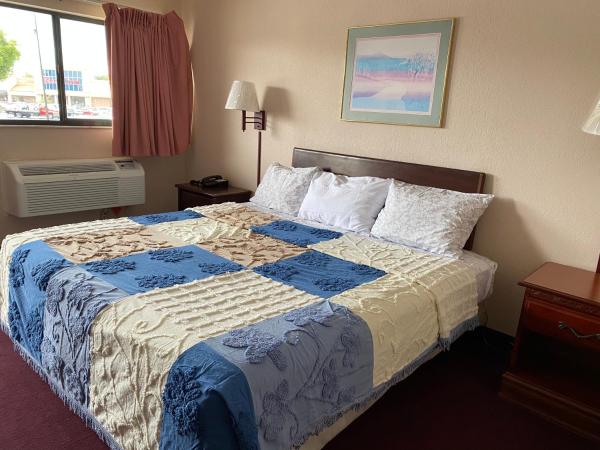 REGENCY INN : photo 9 de la chambre chambre lit king-size deluxe