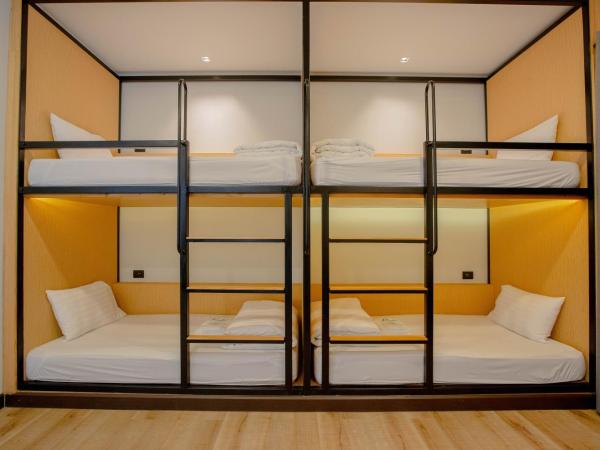 The Royal River Hotel : photo 3 de la chambre bunk bed with private balcony room