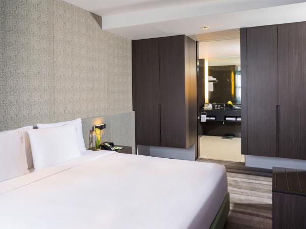 Holiday Inn Bangkok Sukhumvit, an IHG Hotel : photo 1 de la chambre suite junior lit king-size - non-fumeurs