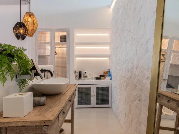 The TownHouse Mykonos : photo 4 de la chambre suite junior avec balcon