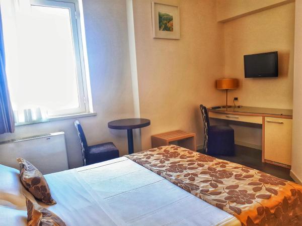 Hotel Le Chevalier : photo 5 de la chambre chambre double ou lits jumeaux