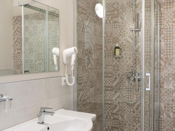 Piccolo Catalunya Hostel : photo 9 de la chambre lit dans dortoir pour femmes de 4 lits