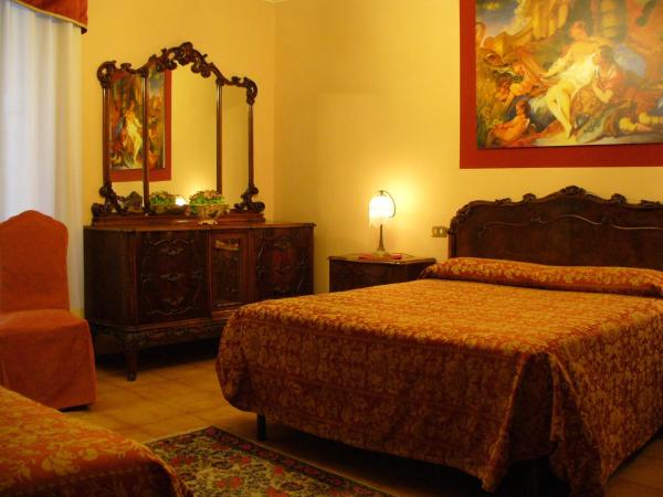 Hotel Antica Dogana : photo 4 de la chambre chambre triple standard