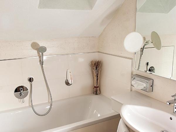 Hotel Kapeller Innsbruck : photo 6 de la chambre suite