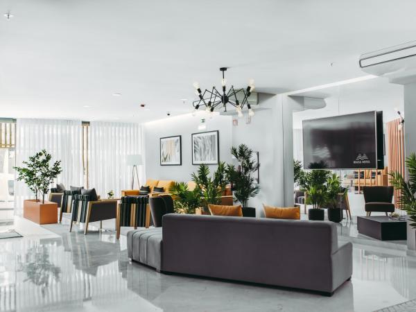 Masa Hotel 5 de Outubro : photo 1 de la chambre chambre lits jumeaux