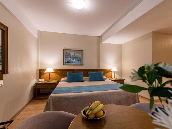 Hotel Solans Presidente : photo 1 de la chambre chambre exécutive lit queen-size