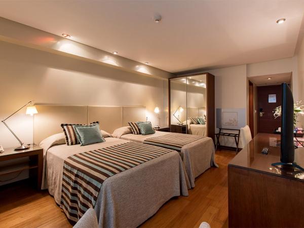 Hotel Solans Presidente : photo 1 de la chambre chambre lits jumeaux supérieure