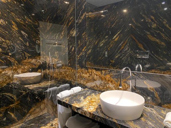 Galleria Vik Milano - Townhouse Galleria - Small Luxury Hotels of the World : photo 8 de la chambre chambre deluxe - vue sur galerie